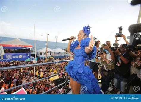 El Carnaval de Ivete Sangalo en Río: ¡Una Fiesta Tropical Irrepetible!